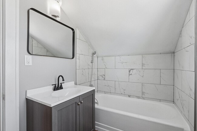 Building Photo - 5315 73rd St