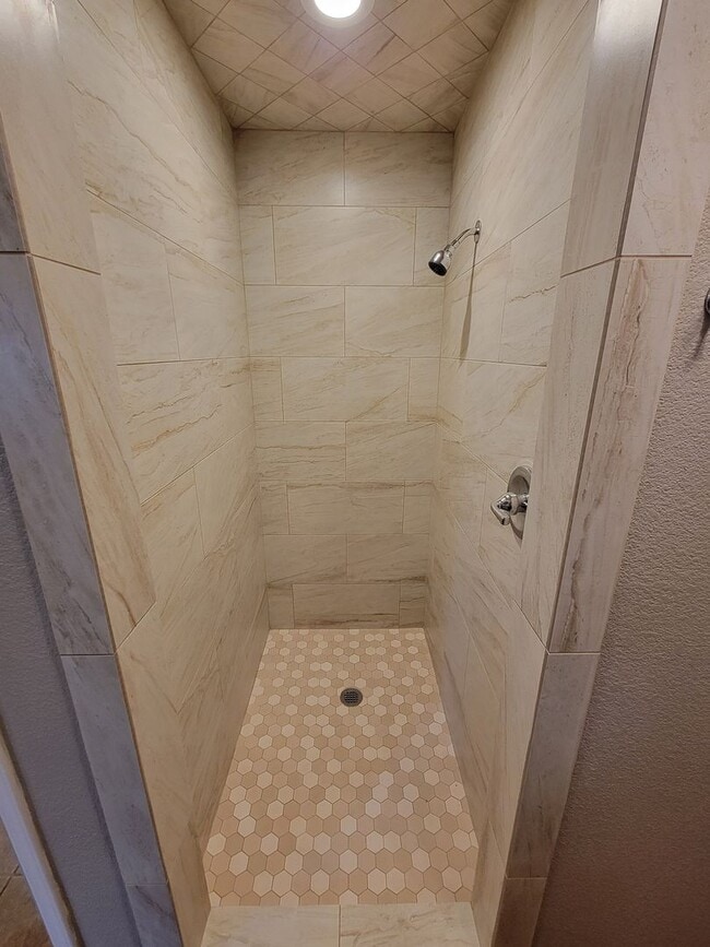 Building Photo - Beautiful 3 bedroom/2 Bath Home!