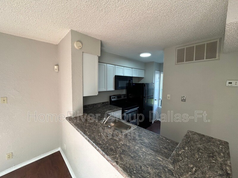 Building Photo - 4748 Old Bent Tree Ln