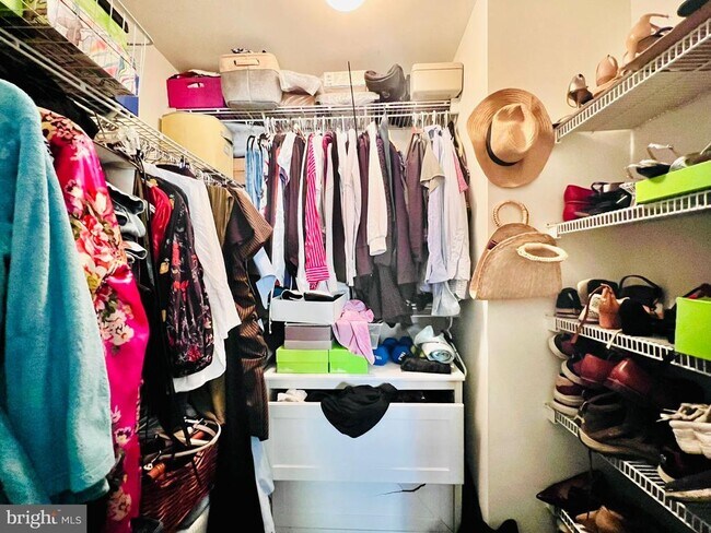 Building Photo - 1441 Rhode Island Ave NE