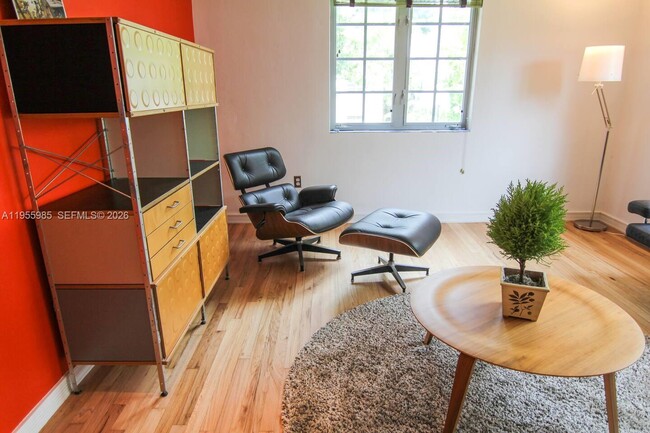 Building Photo - 400 Meridian Ave