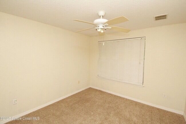 Building Photo - 3995 Almeida Court