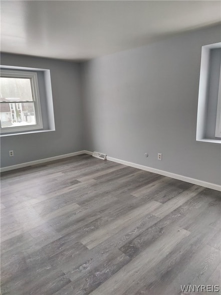 Building Photo - 32 Cascade Dr