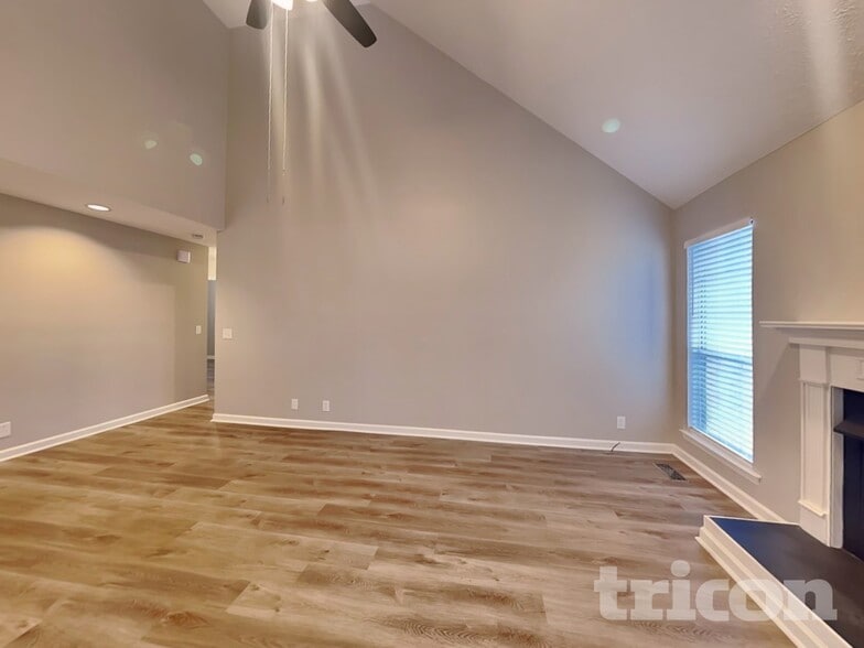 Building Photo - 2745 Call Hill Rd