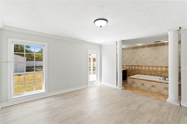 Building Photo - 8920 SW 142nd St