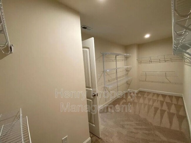 Building Photo - 2280 Chattering Lory Ln