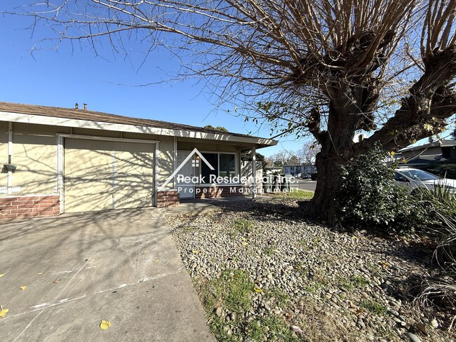 Primary Photo - Very Nice 2bd/1ba Rancho Cordova Duplex