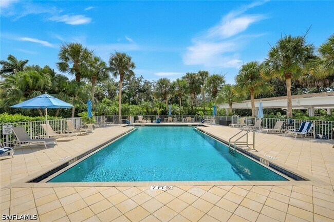 Building Photo - 6361 Pelican Bay Blvd