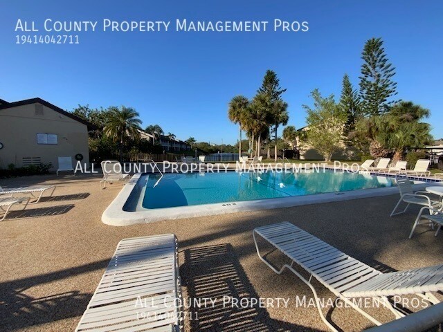 Building Photo - 2605 Pine Lake Terrace