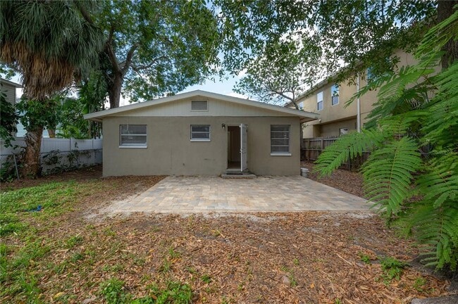 Building Photo - 510 S Lincoln Ave