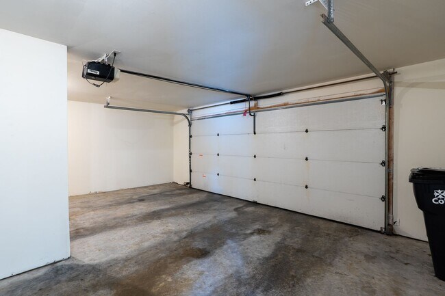 Building Photo - 5001-5003 Carrie Ridge Dr.