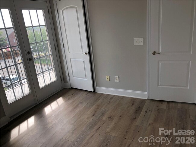 Building Photo - 115 Plantation Ridge Dr