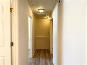 Building Photo - 10060 Emnora Ln