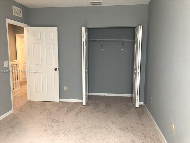 Building Photo - 8209 SW 25th Ct