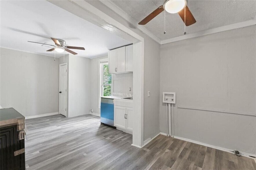 Building Photo - 212 W Quilly St