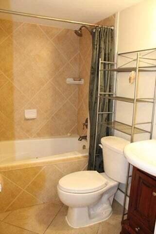 Building Photo - 6436 Chasewood Dr