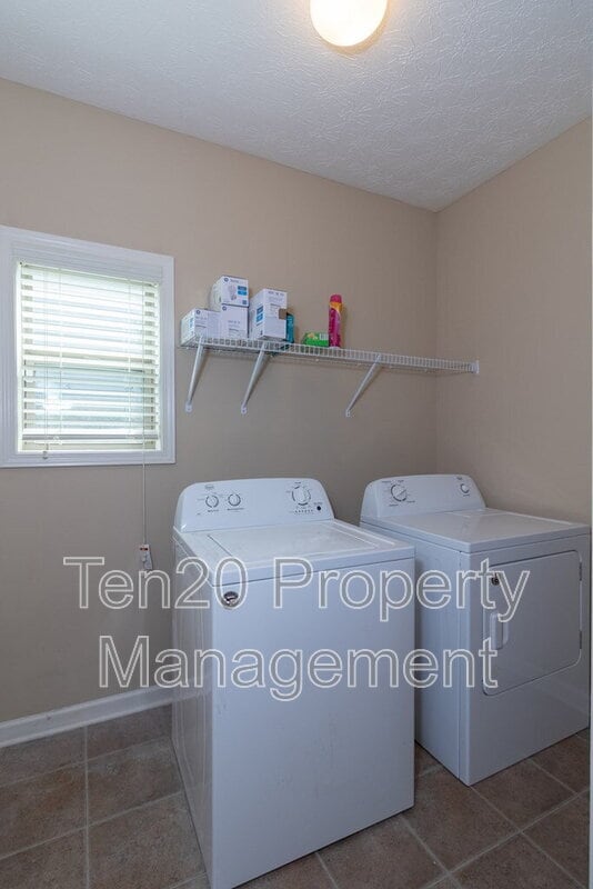 Building Photo - 1368 Antietam Dr