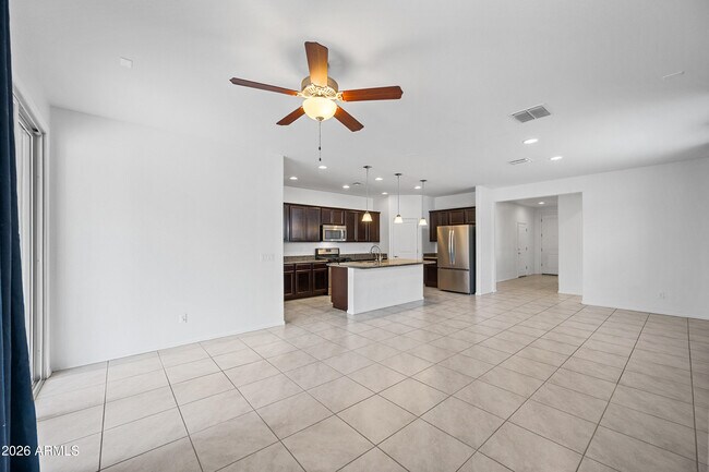 Building Photo - 2543 W Arroyo Way