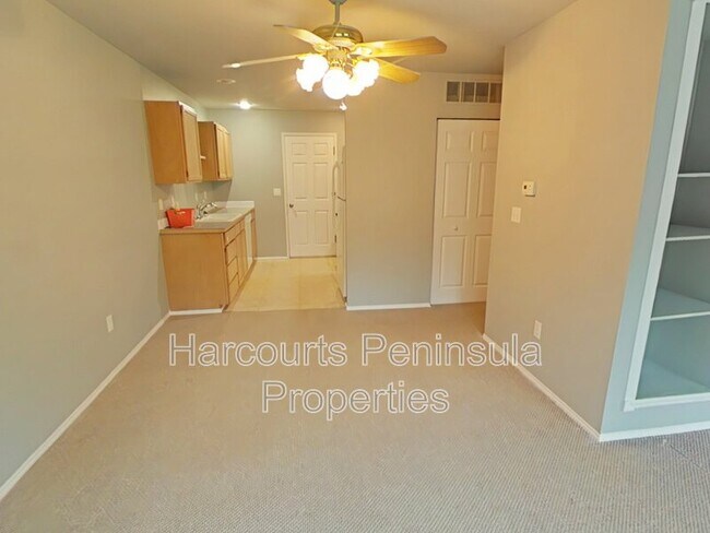 Building Photo - 1284 Danskin Ln NW