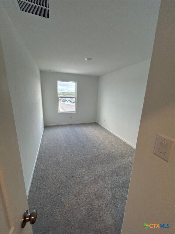Building Photo - 1605 Pile Trl