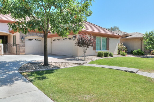 Building Photo - 3094 E Marlene Dr