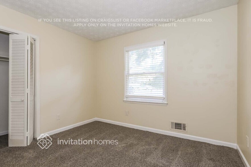 Building Photo - 65 Wagon Wheel Dr