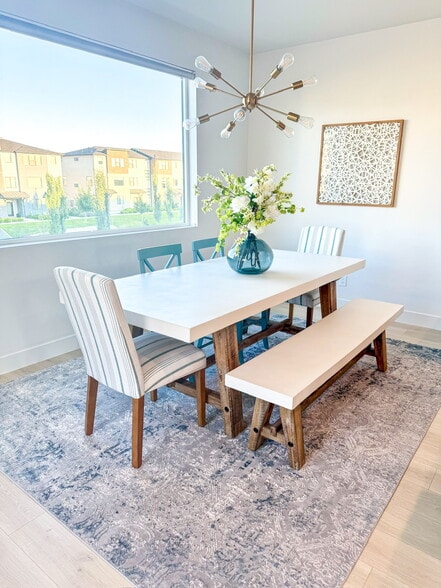 Building Photo - 457 S Wood Stream Rd