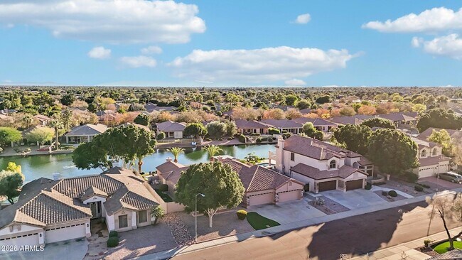 Building Photo - 6991 W Firebird Dr