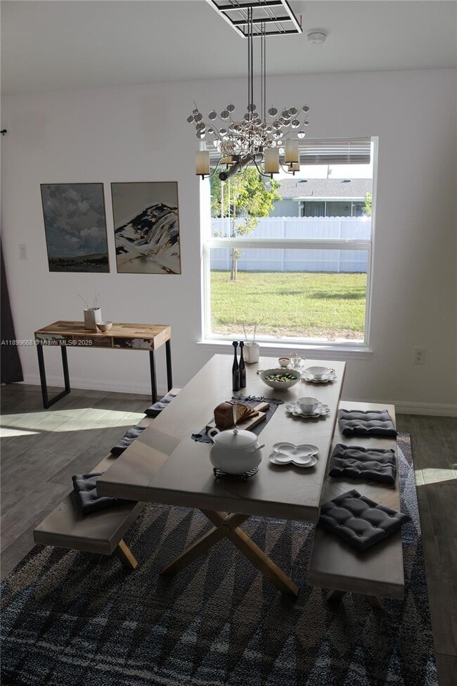 Building Photo - 1138-1114 SW 14th Terrace