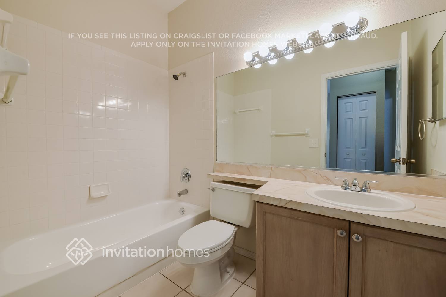 Building Photo - 12255 Hollybush Terrace
