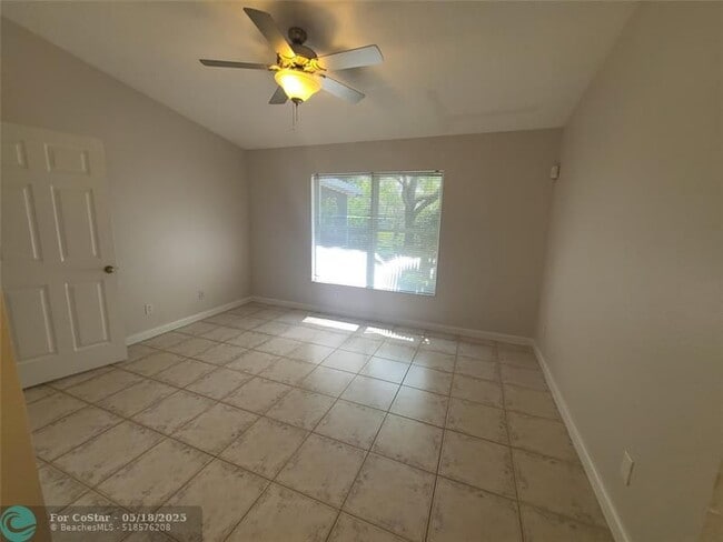Building Photo - 5692 NW 120th Terrace