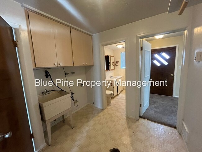 Building Photo - 1570 12th St