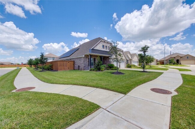 Building Photo - 101 Sunray Creek Dr