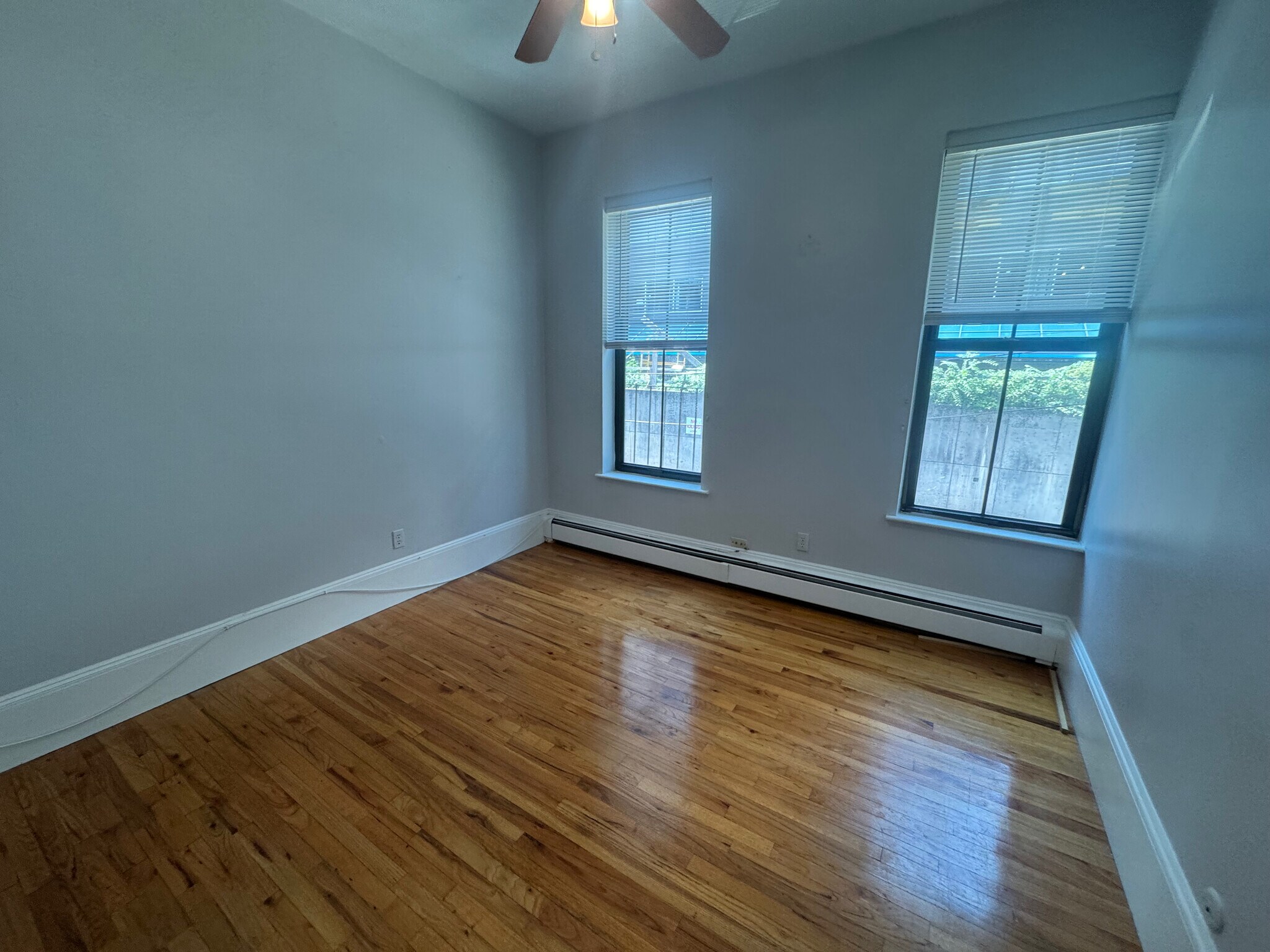 Building Photo - 93 E Brookline St