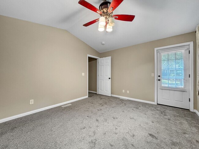 Building Photo - 3936 Avondale St