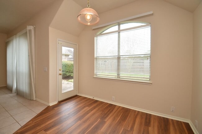 Building Photo - 20510 Oxbow Park Ln