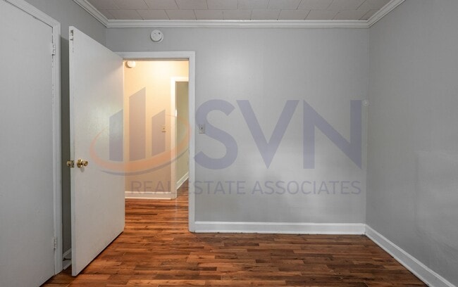 Building Photo - Coming Soon! Lovely home with Hardwood Floors!