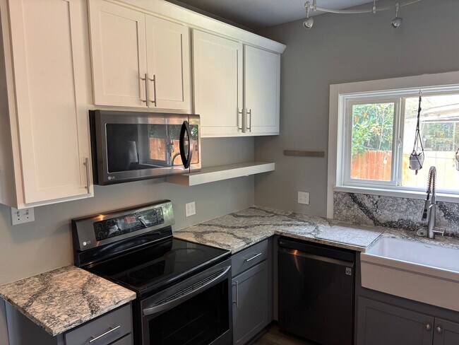 Building Photo - Spacious 3-Bedroom Craftsman Home with Solar Savings and Fully Fenced Yard