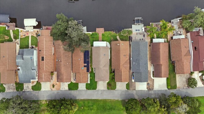 Building Photo - 11625 W Riverhaven Dr