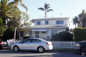 Building Photo - 1427 Harvard St