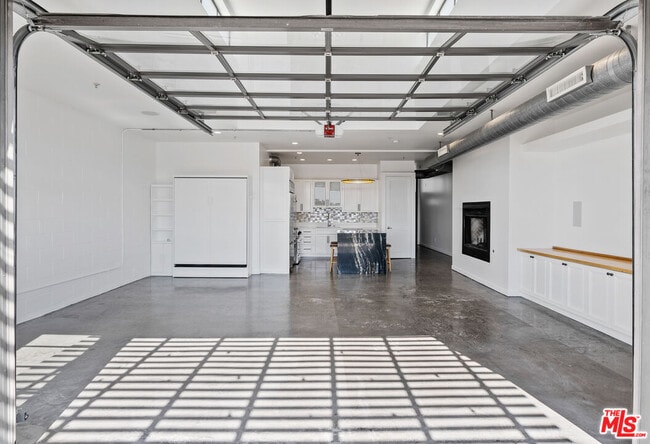 Building Photo - 1544 12th St