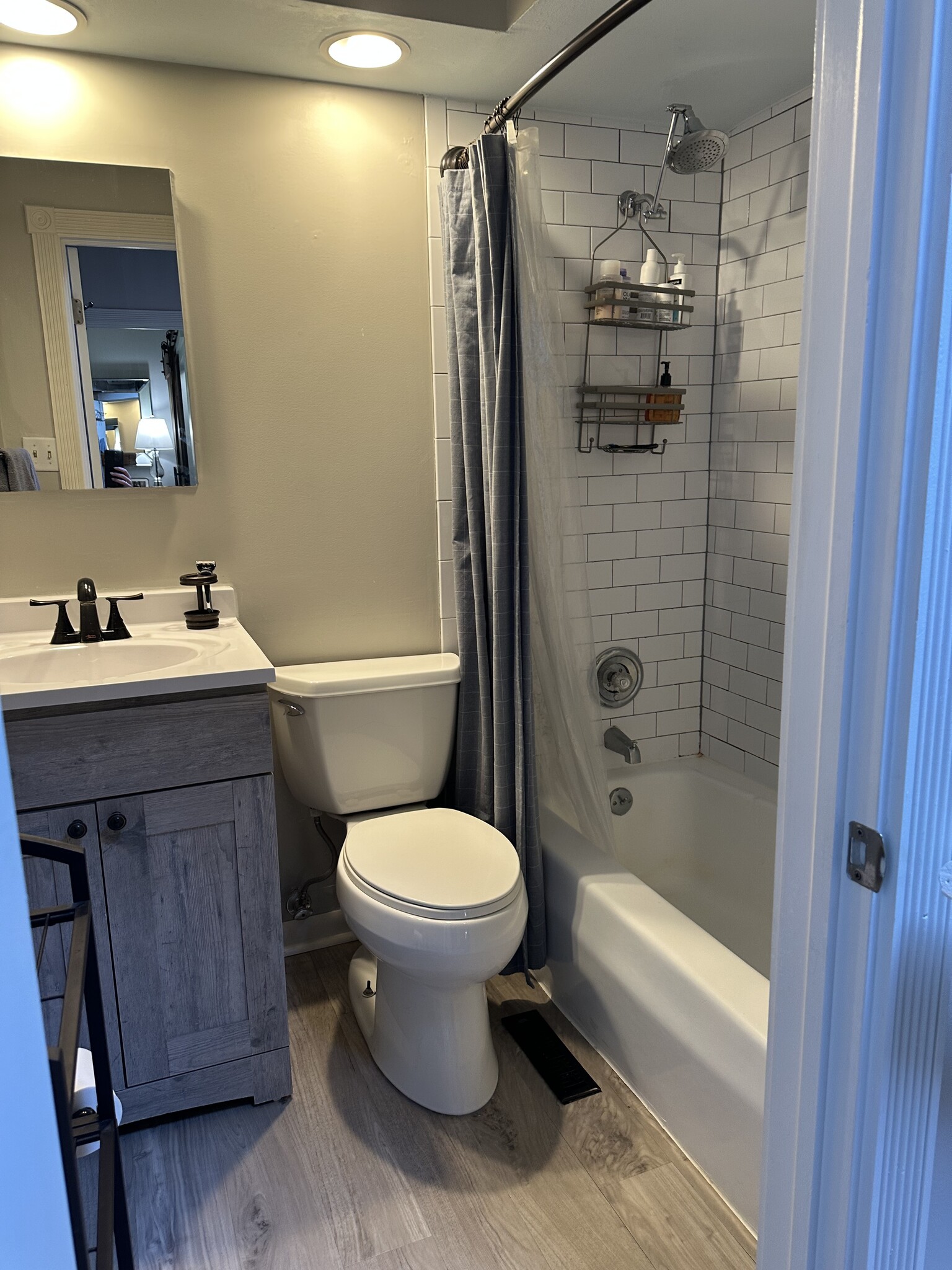 Second floor bathroom - 1846 N Hudson Ave
