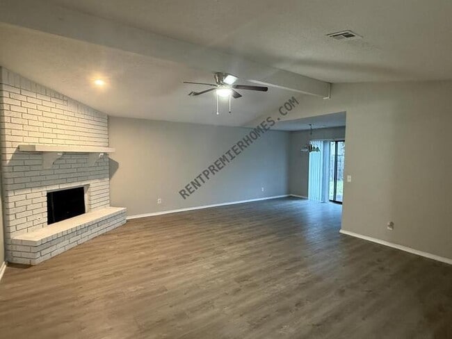 Building Photo - 1110 W Birmingham Pl