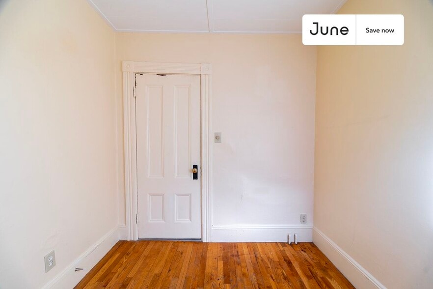 Building Photo - 4 Sherman St