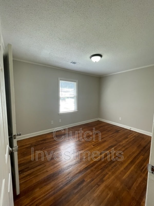 Building Photo - 4214 Given