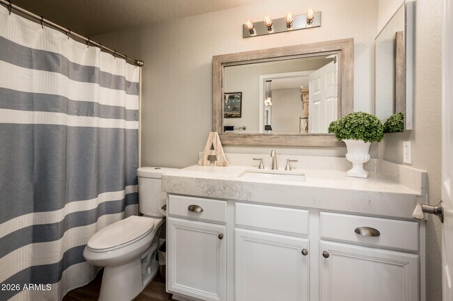 Building Photo - 4375 E Lariat Ln