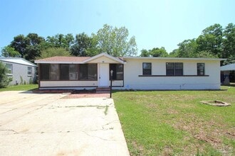 Building Photo - 86 S Madison Dr
