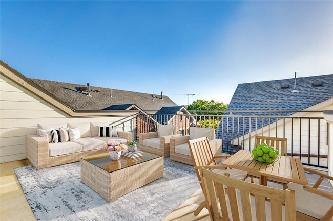 Building Photo - 4323 Dickason Ave