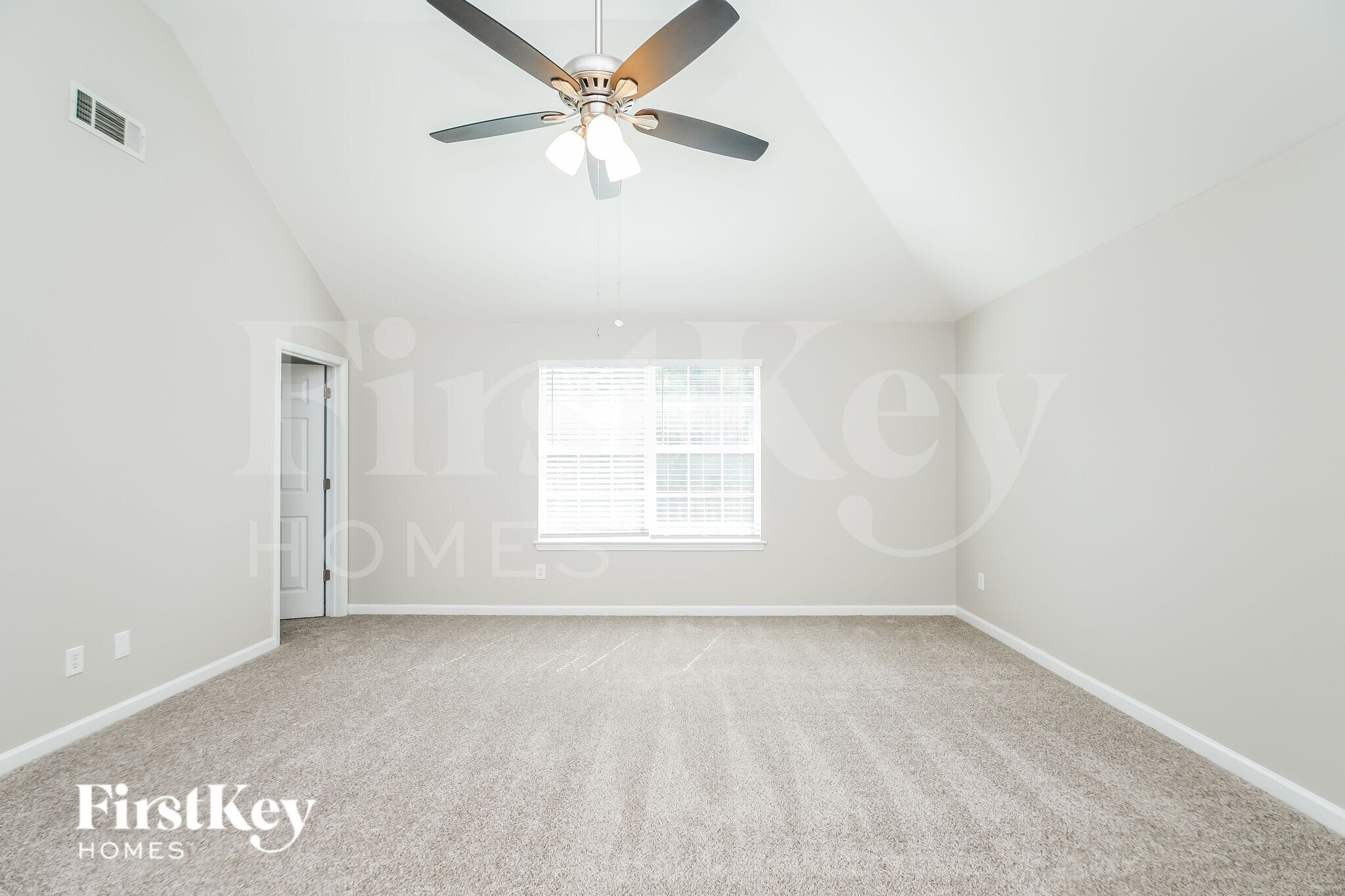 Building Photo - 483 Baywood Way