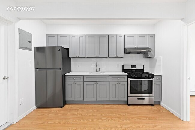 Kitchen - 426 McDonald Ave
